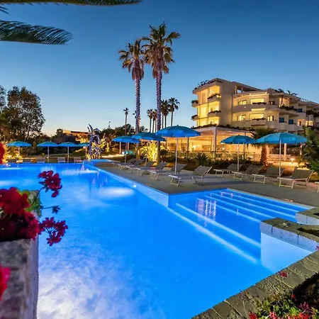 Acacia Palace (adults Only)