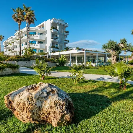 Acacia Palace (adults Only) Szálloda 4*